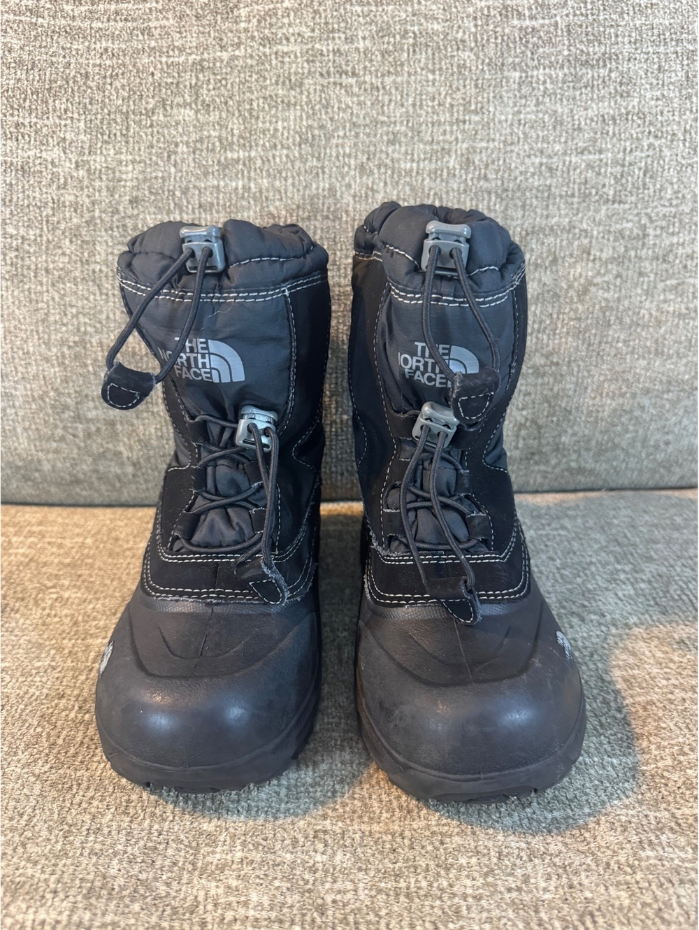 The North Face Boys Alpenglow IV Waterproof Snow Boots Black Size 13